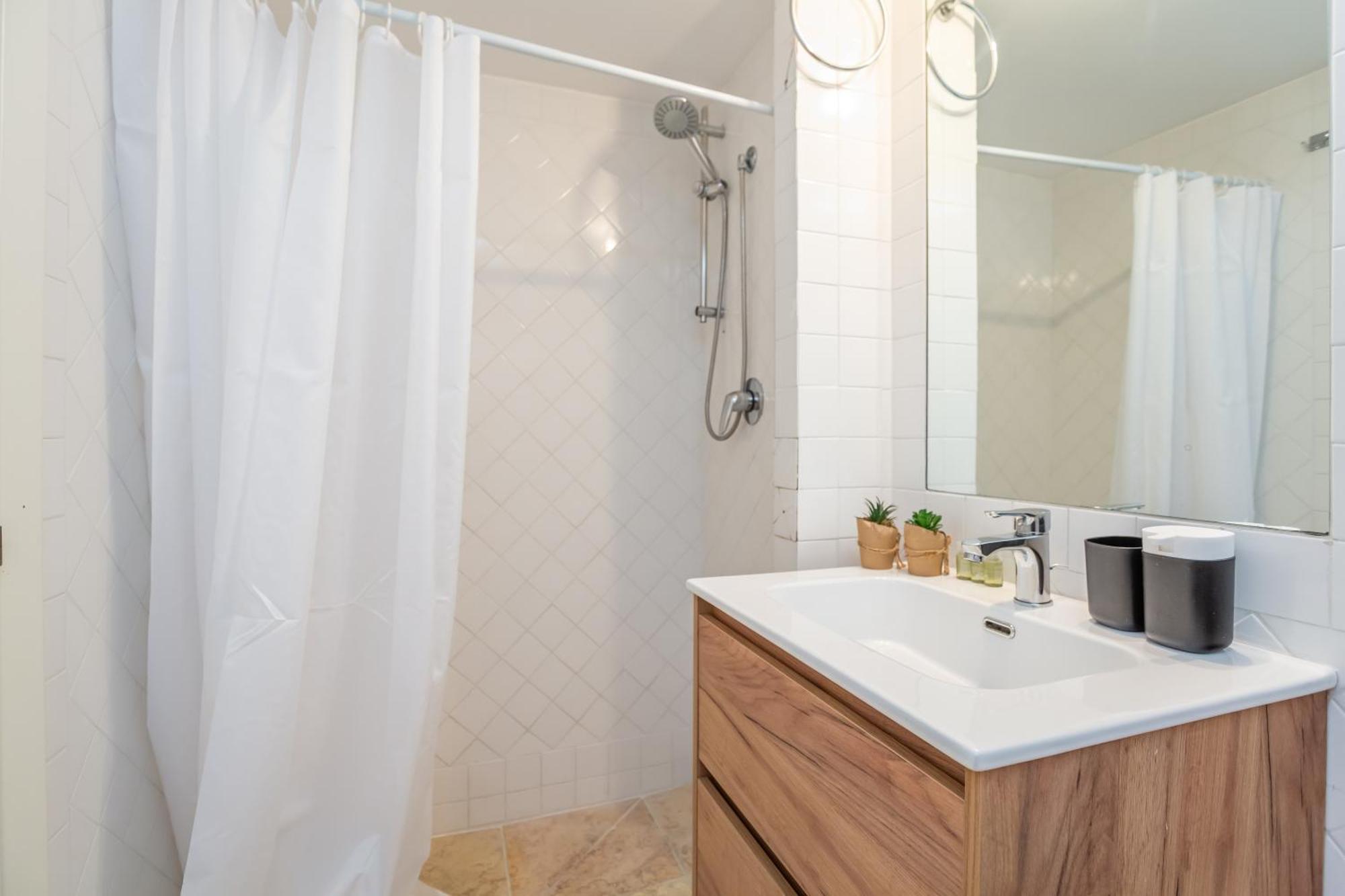Daplace - Iris Apartment โรม ภายนอก รูปภาพ